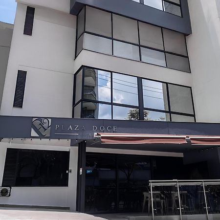 Hotel Plaza Doce Pereira Exterior photo